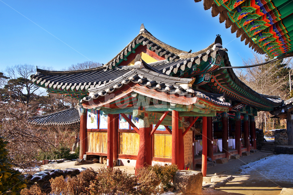 해탈문,개심사,서산,불교사찰,654년,혜감선사,단청,처마루,유적,고건축,한국전통,한국문화,korean traditional,korean culture,건축물,건물외관,exterior,building,structure,architecture,construction
