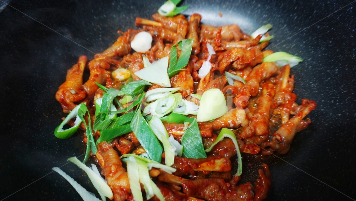닭발,야식,매운음식,안주,술안주,요리,음식,식재료,요리,food,cook,meal,dishes,food reserves,한식,한국음식,한국요리,korean food,korean dishes,korean meal,korean cook