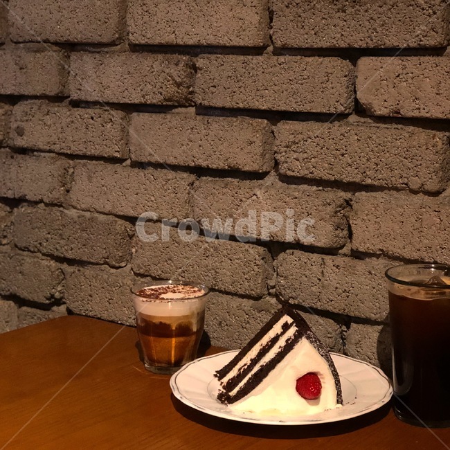 카페,커피,케이크,디저트,푸드,음식,맛집,음식,식재료,요리,food,cook,meal,dishes,food reserves,디저트,간식,후식,dessert,snack,커피,카페,coffee,cafe