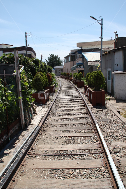 경암철길,기찻길,기차,철로,군산,kyeongamrailroad,railroad,train,railway,gunsan,골목길,alley,교통,교통수단,traffic,transportation,철도,rail,레일,train track