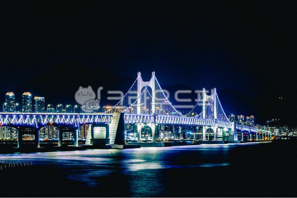 night view,town,metropolis,city,Gwangan Bridge,skyscraper,downtown,lighting,sea,building,city center,urban,bridge