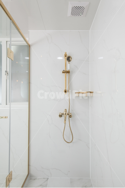 샤워기,샤워부스,bathroom,럭셔리,clean,화이트,white,샤워룸