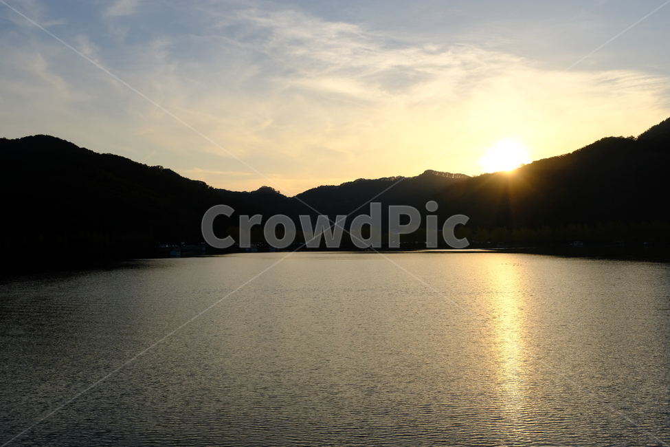 노을,저수지,호수,감성,landscape,경관,경치,lake,sunset,저녁,풍경,자연,풍경,nature,landscape,water,물,outdoors,옥외,light,빛,flare,플레어