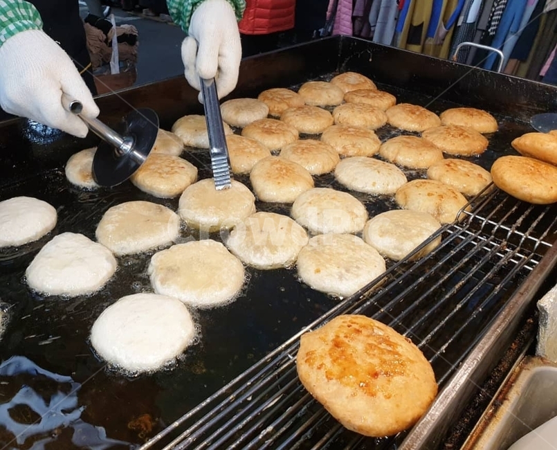 bread,빵,food,음식,시장,호떡,군것질,간식,겨울,겨울간식