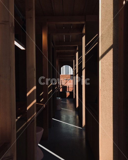 동인천,인천서점,인테리어,건축,바닥