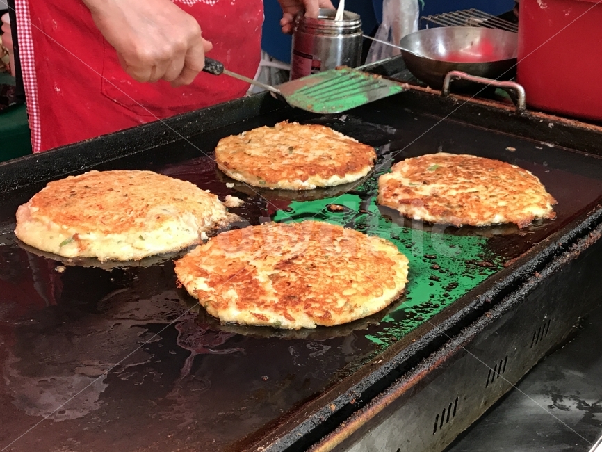 빈대떡,음식,요리,푸드,food,시장,마트,마켓,market,mart,market place,음식,식재료,요리,food,cook,meal,dishes,food reserves,한식,한국음식,한국요리,korean food,korean dishes,korean meal,korean cook,디저트,간식,후식,dessert,snack