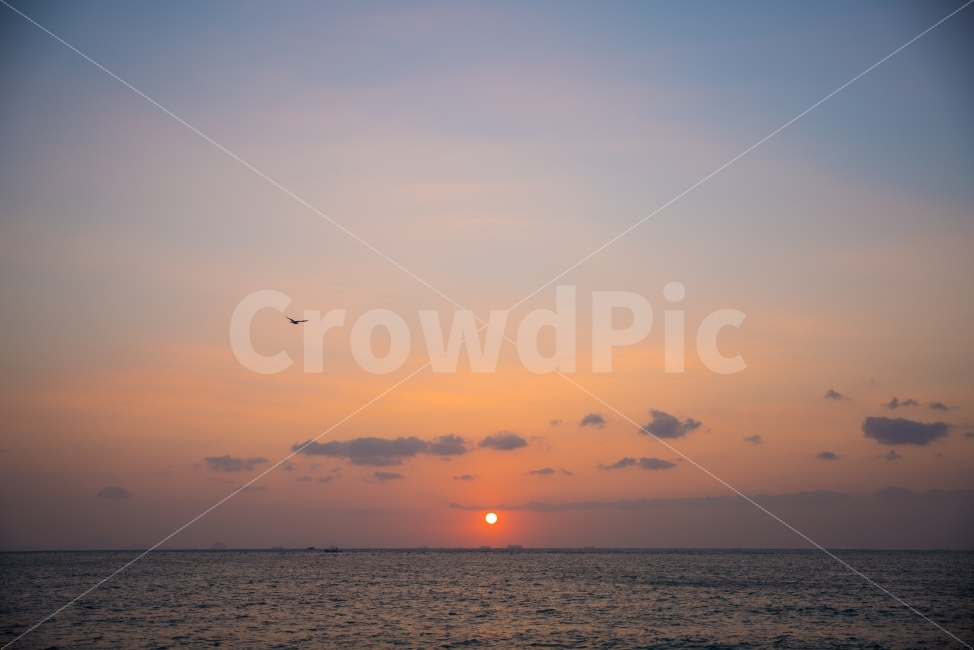 하늘,해돋이,일출,바다,바닷가,여행,태양,풍경,바다경치,새벽,여수,무슬목,sky,sunrise,sea,beach,travel,sun,seascape,dawn,korea,자연,풍경,nature,landscape,색깔,색상,색채,색감,color sense,color sensitivity,feeling of color,outdoors,옥외,sunset,일몰,red sky,붉은 하늘,dusk,황혼