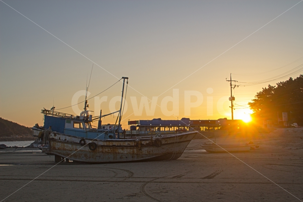 배,저녁,노을,바다,바닷가,햇빛,풍경,저녁노을,자연,풍경,nature,landscape,watercraft,선박,vehicle,차량,transportation,교통,boat,보트