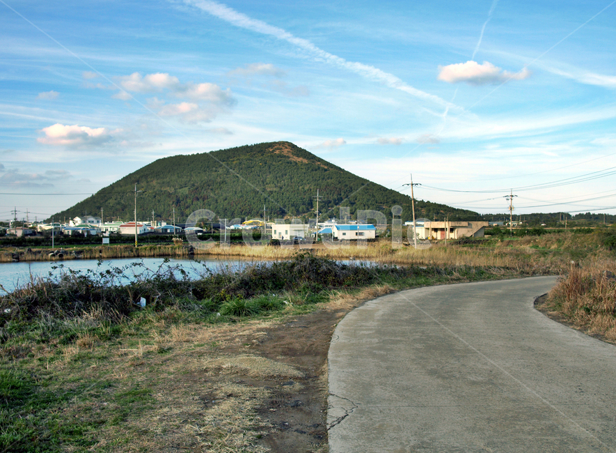 기생화산,지미봉,오름,올레21코스,올레,제주,바다,올레길,도로,자연,풍경,nature,landscape,한국자연풍경,한국자연경관,korea nature landscape,제주도,jeju,jeju island,outdoors,옥외