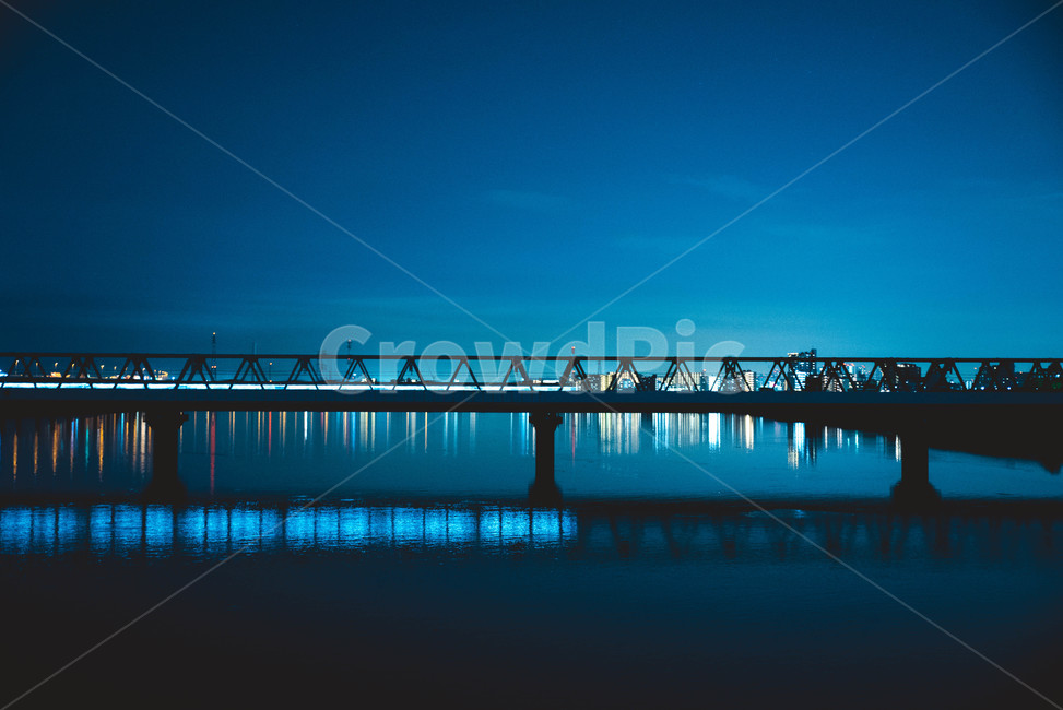 철교,다리,강,전철,지하철,기차,야경,밤,풍경,nightscape,night,landscape,건축물,건물외관,exterior,building,structure,architecture,construction,water,물,waterfront,워터 프론트,port,포트,pier,교각
