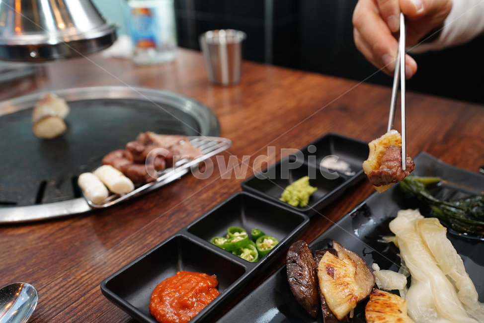 고기,육류,육식,돼지,흑돼지,불판,음식,푸드,food,구이,식사,술안주,안주거리,한식,korean,음식,식재료,요리,food,cook,meal,dishes,food reserves,육류,고기,meat