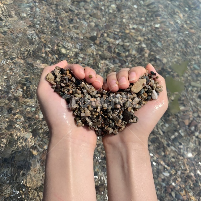 손,돌맹이,물,하트,바닷가,beach