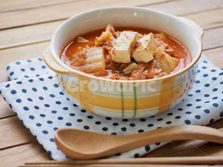 음식,김치,김치찌개,한국음식,한국문화,아시아음식,배경,스튜,매운음식,요리,food,kimchi,kimchistew,koreanfood,koreanculture,asianfood,background,stew,spicyfood,cooking,돼지고기김치찌개,음식,식재료,요리,food,cook,meal,dishes,food reserves,한식,한국음식,한국요리,korean food,korean dishes,korean meal,korean cook