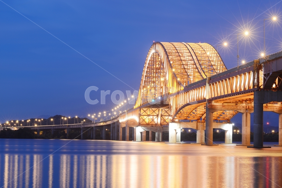 한강,다리,야경,조명,대교,Bridge,Nightview,물,강물,가로등,방화대교,야경,밤,풍경,nightscape,night,landscape,도시,city,한국도시풍경,한국도시경관,korea cityscape,건축물,건물외관,exterior,building,structure,architecture,construction,건물,bridge
