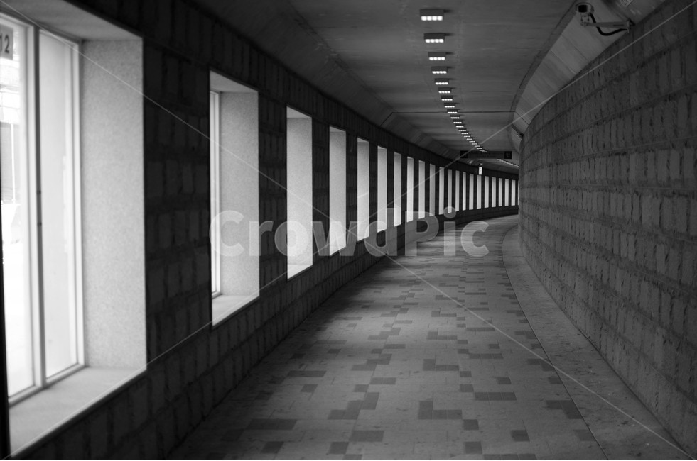 터널,통행로,통로,흑백,도시,흑백,모노톤,monochrome,black and white,건축물,건물외관,exterior,building,structure,architecture,construction