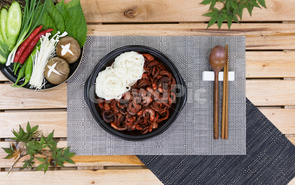 음식,쭈꾸미볶음,식사,안주,쭈꾸미,저녁식사,한식,korea,spicy,오징어볶음,식당,매콤,매운맛,red,맛집,고추장,고춧가루,식재료,요리,cook,reserves,수산물,해산물,fisheryproducts,seafood,한국음식,한국요리,food,dishes,korean,meal,koreancook,맛있다,먹다,맵다,소스,볶음,음식,식재료,요리,food,cook,meal,dishes,food reserves,한식,한국음식,한국요리,korean food,korean dishes,korean meal,korean cook