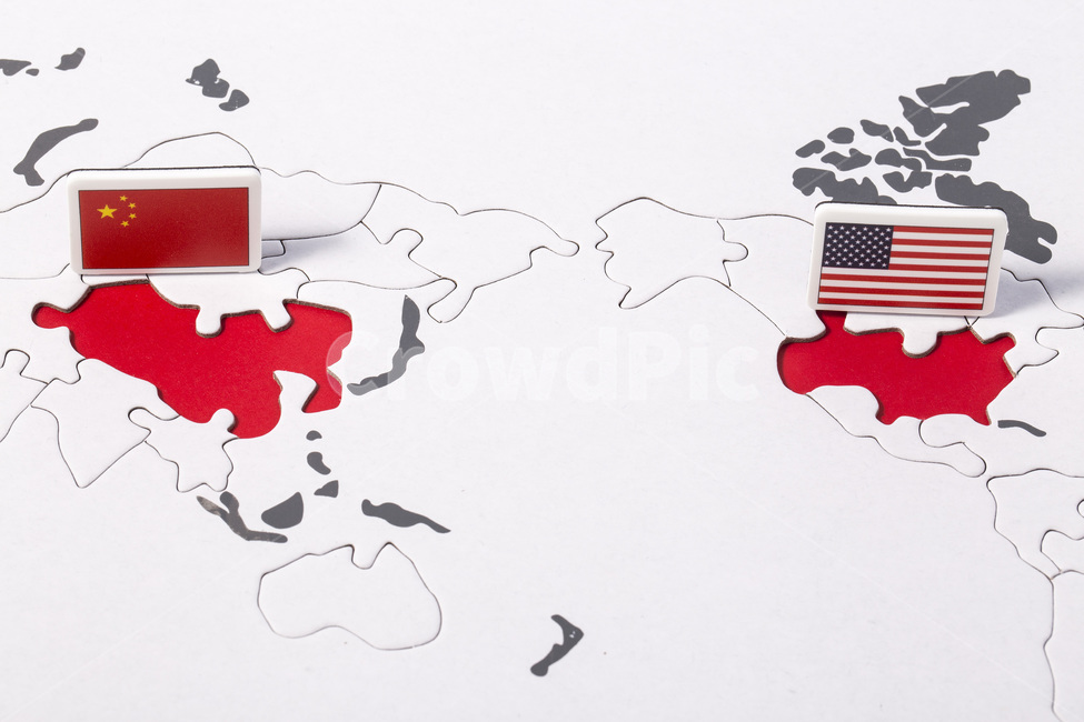 세계지도,미국,중국,무역전쟁,국기,flag,무역,전쟁,trade,지도,국가,문화,민주주의,플래그,지리,애국심,조각,자존심,기호,무역전쟁,세계,미국국기,중국국기,글로벌,경쟁,중국지도,아메리카,차이나,상징,평화,레드,협정,해외,외국,세계,foreign,oversea,world,비즈니스,사업,business,service,work,연출,컨셉,콘셉,direction,concept