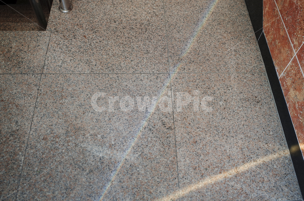 floor,바닥,flooring,빛,light,무지개,rainbow,틈,사이