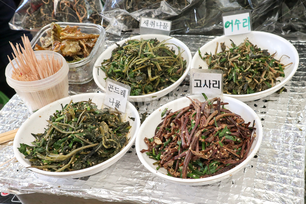 나물,시장,곤드레나물,고사리,새취나물,어수리