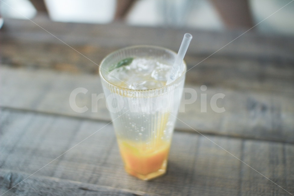 카페,유자,에이드,음료,drink,유자에이드,노랑,음료수,ade,cafe,분위기,실내,음료수,drink,beverage,감성,sensible,feeling