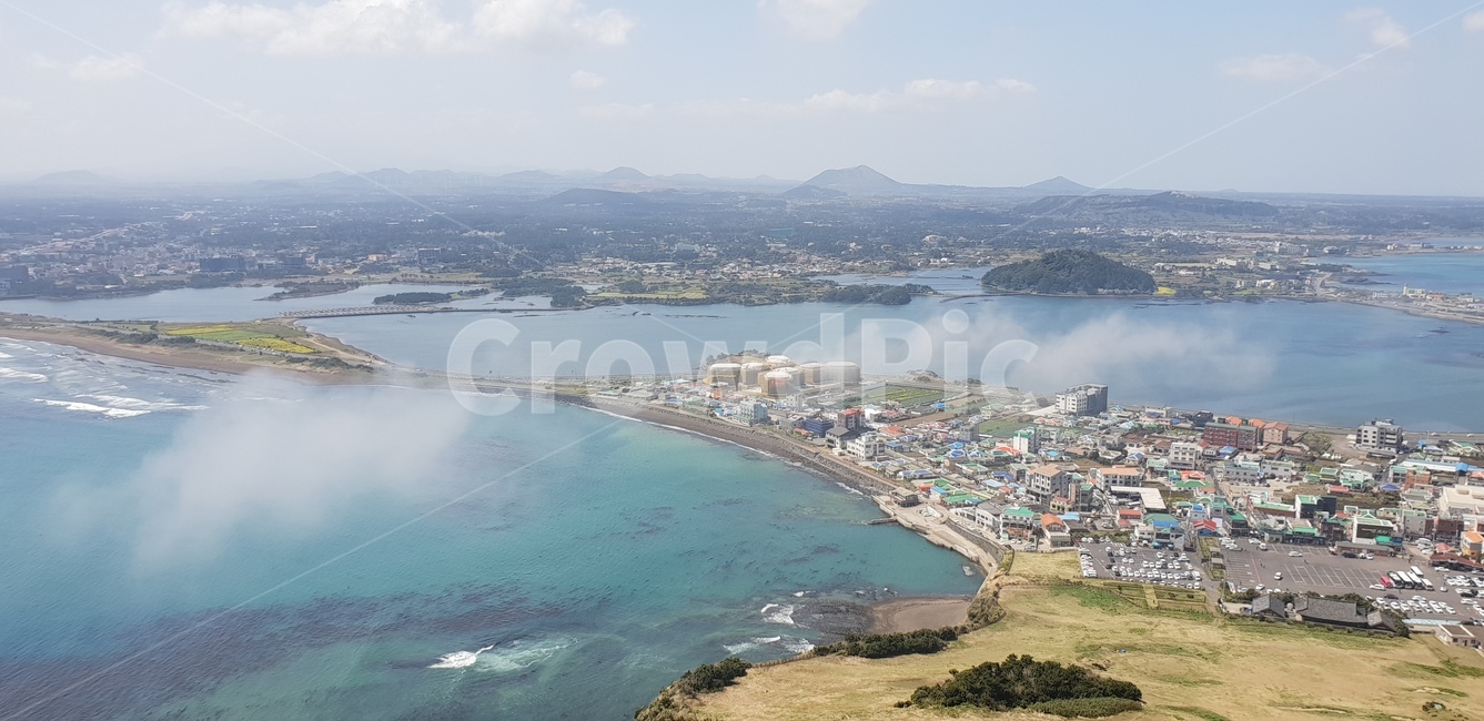 제주도,성산일출봉,일출봉,제주,바다,제주도,jeju,jeju island,시골,마을,풍경,landscape,country,rural,town,경치,outdoors,옥외,nature,자연,scenery,land,땅,aerial view,조감도,water,물,ocean,대양,sea