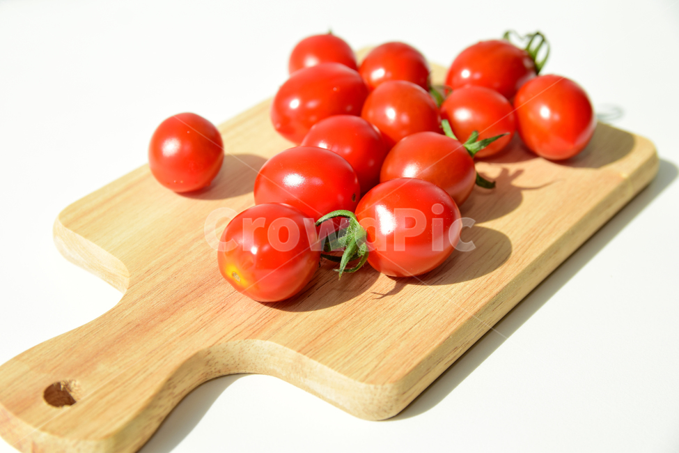 토마토,방울토마토,도마,꼭지,빨강,빨간,맛있는,tomato,red,board,연출한,디피,dp,음식,식재료,음식재료,음식,식재료,요리,food,cook,meal,dishes,food reserves,과일,열매,fruit,연출,컨셉,콘셉,direction,concept