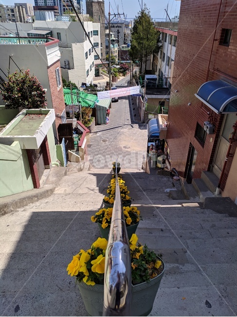 부산,이바구길,오르막길,대칭,데칼코마니