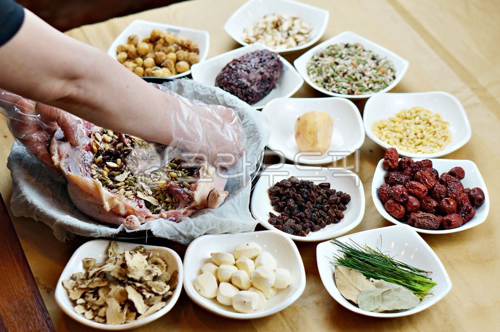 훈제오리요리,훈제오리고기,황토오리구이,훈제,황토진흙구이,훈제구이,오리훈제,훈제오리,오리,오리고기,한식,한방오리구이,한방오리요리,오리진흙구이,건강식,영양식,초복,중복,말복,오리통구이,초복음식,중복음식,말복음식,복날,복날음식,음식,식사,food,plate,meal,한국음식,koreanfood,식재료,음식,식재료,요리,food,cook,meal,dishes,food reserves