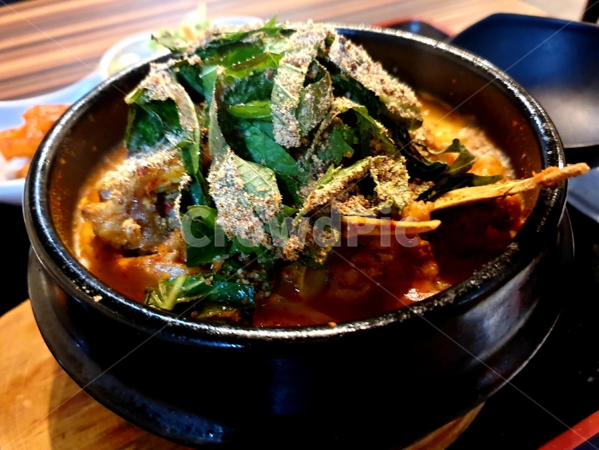 food,음식,dish,요리,meal,식사,감자탕,감자,한국음식,점심,lunch,bowl,사발