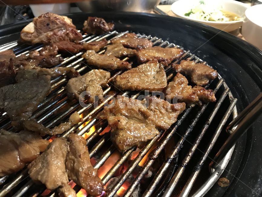 갈비,돼지갈비,양념갈비,회식,외식,고기,돼지고기,불판,숯불,음식,식재료,요리,food,cook,meal,dishes,food reserves,육류,고기,meat