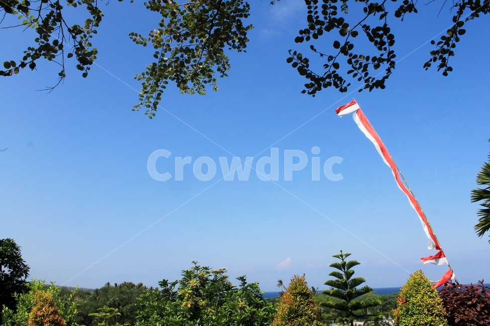 인도네시아,국기,인도네시아국기,merahputi,sky,tree,나무,하늘,flag,자연,풍경,nature,landscape