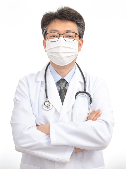 남자,의사,누끼,1인,상반신,청진기,안경,동양인,흰색배경,미소,밝은,표정,얼굴,전문직,의료,직업,건강,40대,흰배경,카피스페이스,웃음,정면,한국,의학,병원,진료,흰색,자신감,아시아인,믿음,50대,질병,보건,주치의,카피,스페이스,전염병,위생,유니폼,마스크,일본사람,중국사람,사람,한국사람,중국인,일본인,남성,중년,사람,인물,인간,human,person,남성,남자,man,male,의료,의학,병원,medical,hospital,clinic