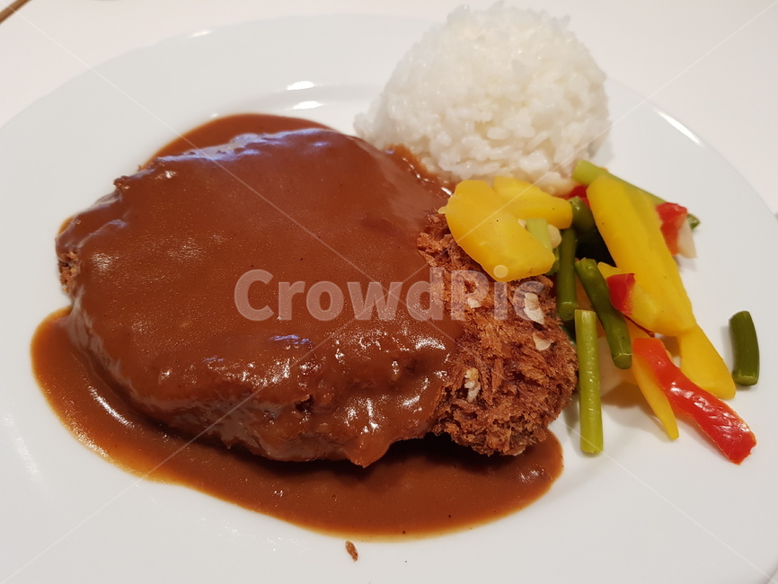 돈까스,음식,식품,고기,돼지고기,food,요리,cook,등심돈까스,야채,샐러드,외식,양식,fork,경양식