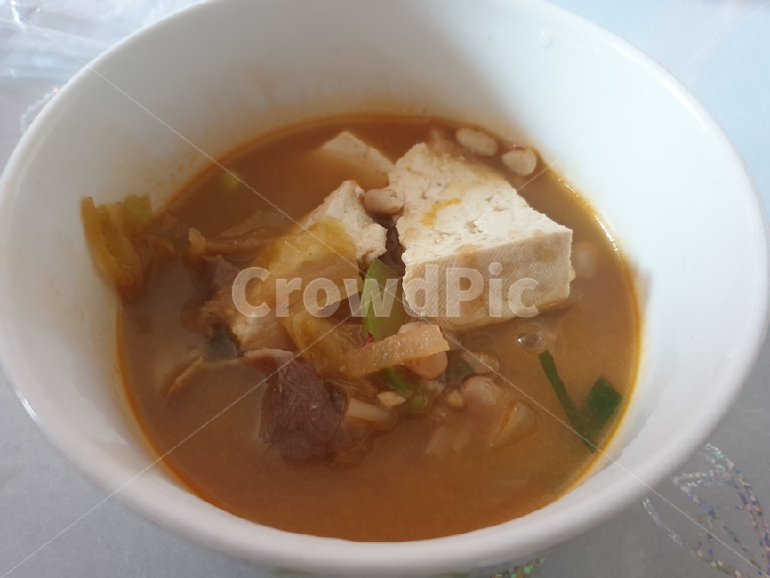 사발,bowl,dish,meal,식사,soupbowl,수프그릇,soup,청국장,국,음식,음식,식재료,요리,food,cook,meal,dishes,food reserves,한식,한국음식,한국요리,korean food,korean dishes,korean meal,korean cook