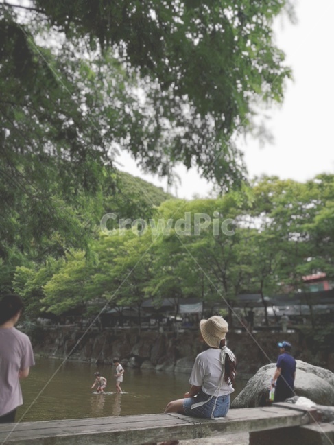 계곡,남한산성,남한산성계곡,여름계곡,밀짚모자,뒷모습,광주여행,경기도광주,서울근교여행,서울근교계곡,광주계곡,경기도계곡,가족나들이장소,여름여행장소,휴양지,피서지,피서,계곡여행,계곡나들이,계곡추천