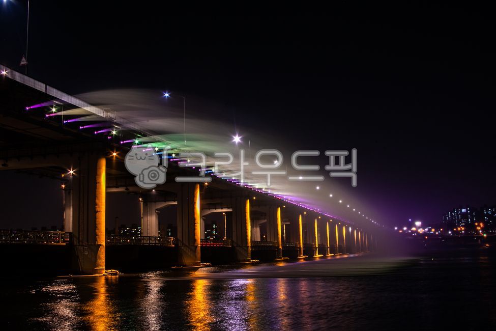 반포대교,다리,분수,교각,한강,한강시민공원,빛,조명,한국,서울,관광지,light,bridge