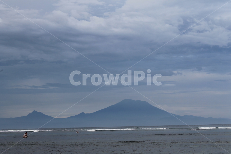 인도네시아,발리,아궁산,자연,indonesia,bali,mtagung,agung,mountain,산,바다,대양,sea,ocean,자연,풍경,nature,landscape,land,땅,outdoors,옥외,water,물,shoreline,해안선,coast,연안,island,섬