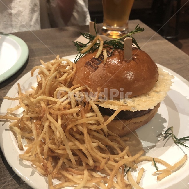 햄버거,감자튀김,수제버거,양식,음식,레스토랑,음식,식재료,요리,food,cook,meal,dishes,food reserves