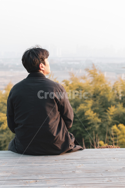 고독,고민,겨울,적막함,빈자리,사람,인물,인간,human,person,남성,남자,man,male,고독함,외로움,쓸쓸함,우울함,슬픔,lonely,solitary
