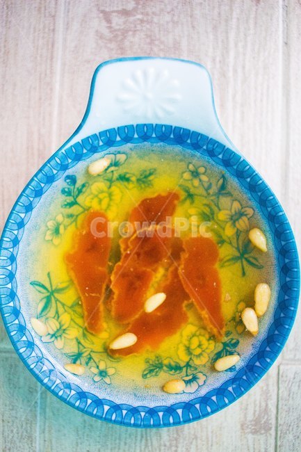 bowl,사발,dish,요리,meal,식사,식품,식혜,곶감