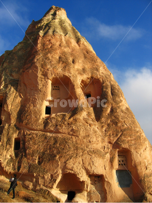 터키,카파도키아,turkey,kappadokia,건물,건축물,사람,인간,architecture,person,human,building,옥외,산,outdoors,mountain,해외,외국,세계,foreign,oversea,world