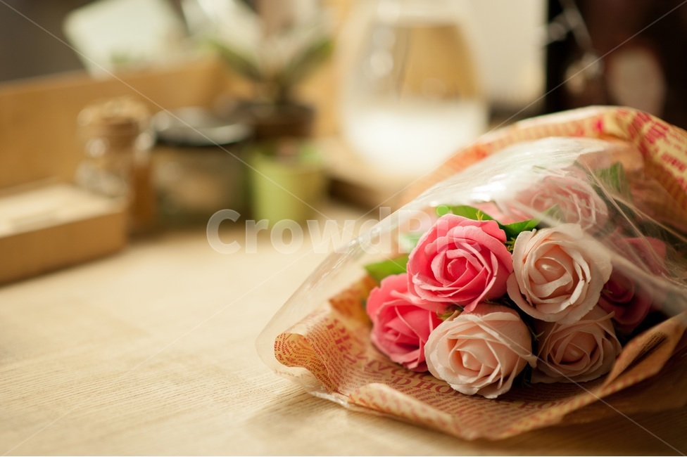 꽃,flower,감성,소품,소품사진,꽃,flower,기념일,축하,anniversary,congratulation,celebrate,celebration
