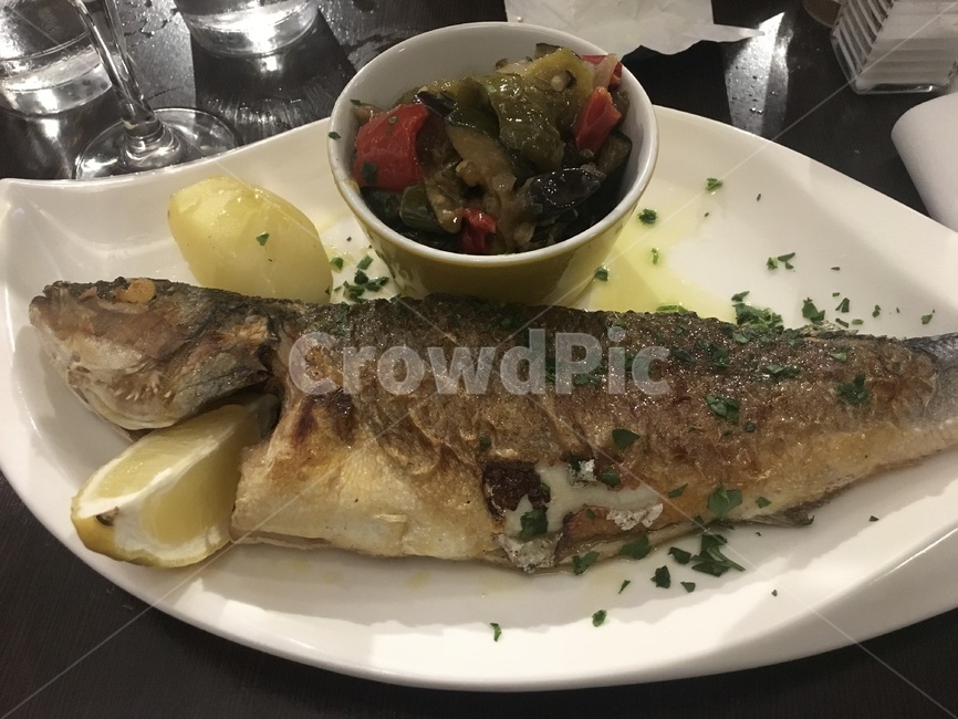 생선요리,생선,씨푸드,생선구이,food,음식,레몬,프랑스요리,frenchfood,프랑스레스토랑,음식,식재료,요리,food,cook,meal,dishes,food reserves