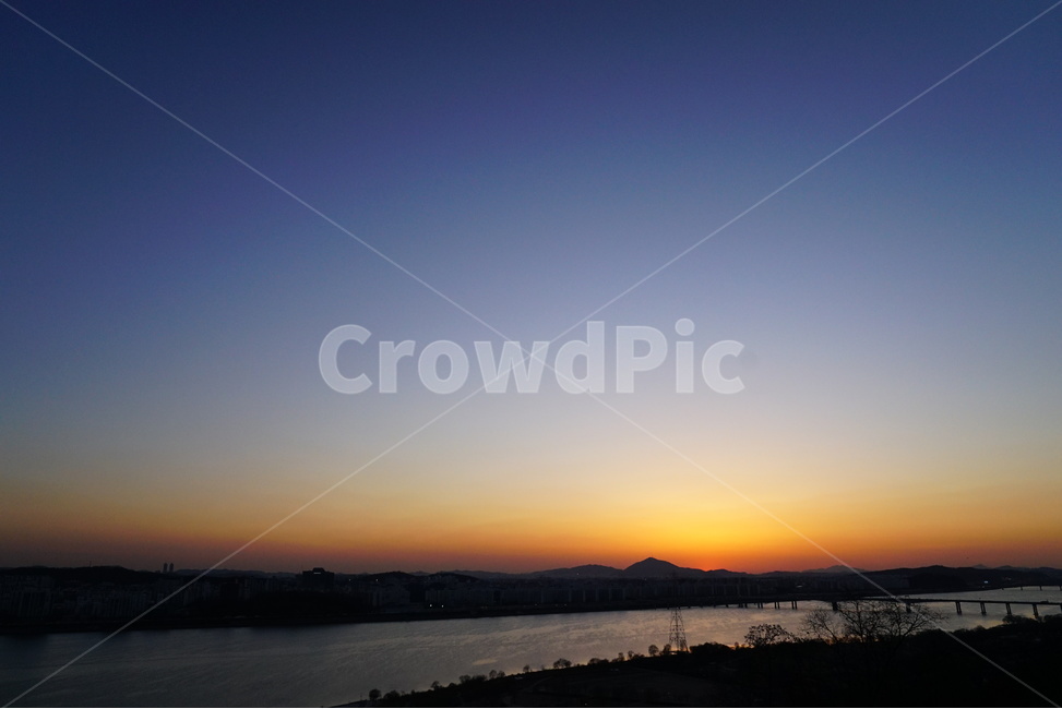 일몰,하늘,노을,석양,풍경,자연,풍경,nature,landscape,한국자연풍경,한국자연경관,korea nature landscape,outdoors,옥외,sunset,dawn,새벽,sky,red sky,붉은 하늘,dusk,황혼
