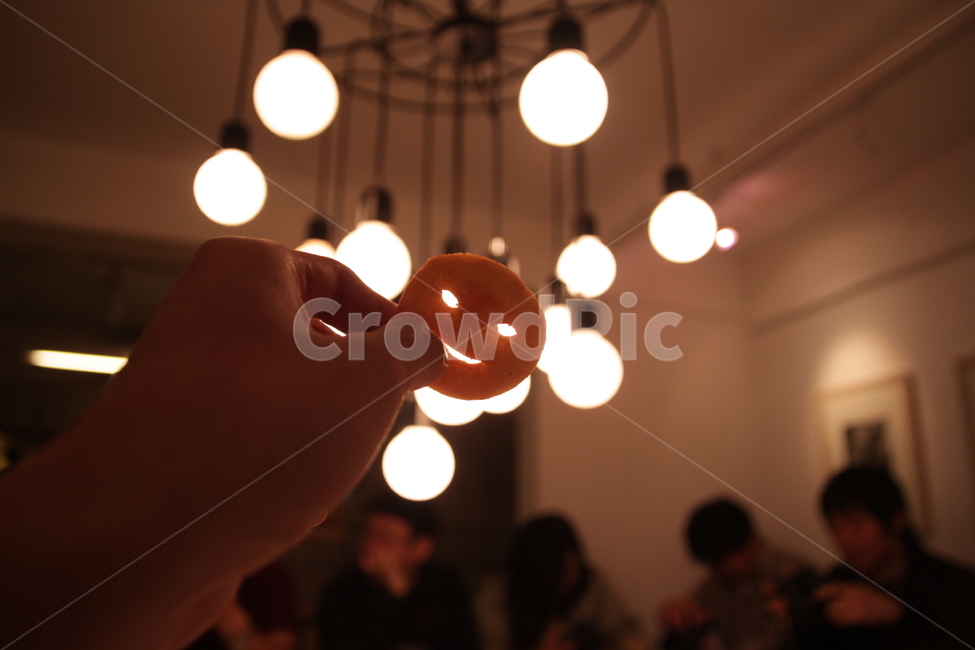 카페,감자튀김,전구,food,bright,조명,음식,만남,meeting
