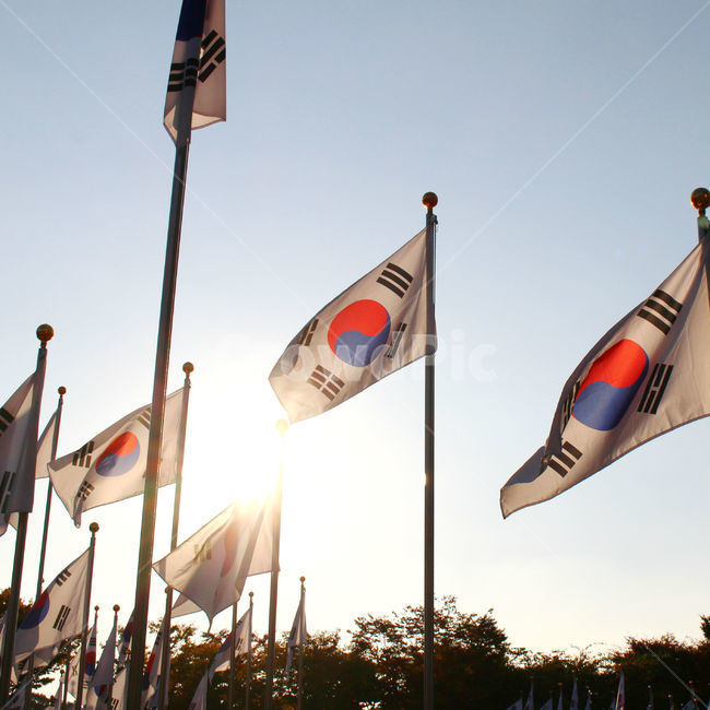 태극기,한국,대한민국,하늘,깃발,독립기념관,korea,sky