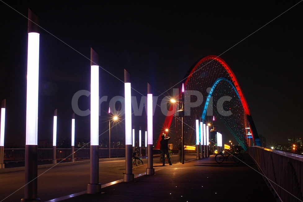사진찍는사람,야경,대전,엑스포다리,인물,삶,즐거움,취미,야경,밤,풍경,nightscape,night,landscape,사람,인물,인간,human,person,lighting,조명