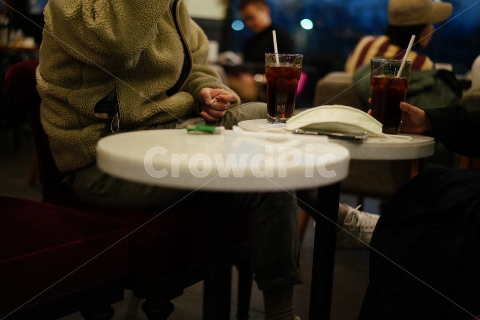카페,커피,아이스커피,음료,아메리카노,coffee,후식,디저트,잔,유리,컵,커피,카페,coffee,cafe