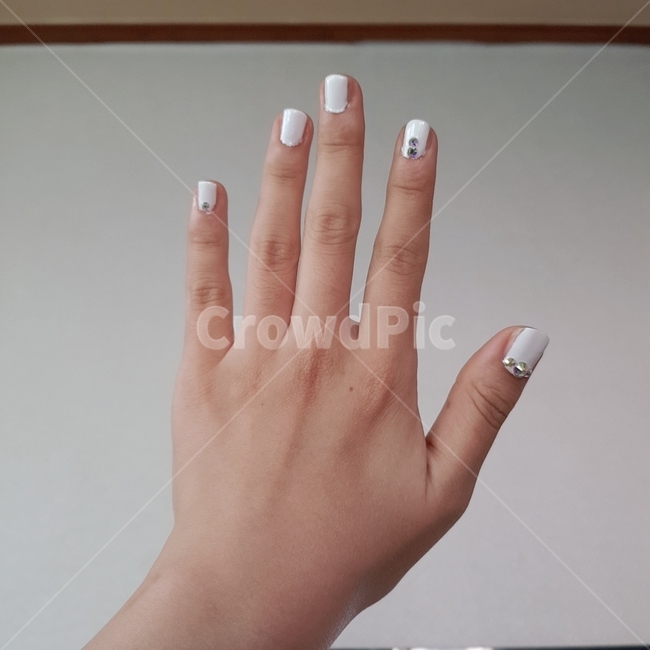 손,손톱,네일아트,네일,하얀색네일아트,신체일부,몸,body