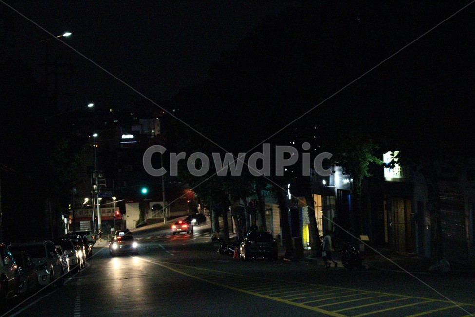 야경,도로,저녁,밤,필름,감성,이태원,헤드라이트,야경,밤,풍경,nightscape,night,landscape,도시,city,한국도시풍경,한국도시경관,korea cityscape,road,asphalt,아스팔트,transportation,교통,car,차,automobile,자동차,vehicle,차량,metropolis,중심지,시티,urban,어반,building,건물,town